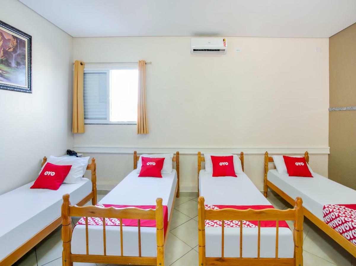 Oyo Hotel Dayse Santana de Parnaíba Esterno foto