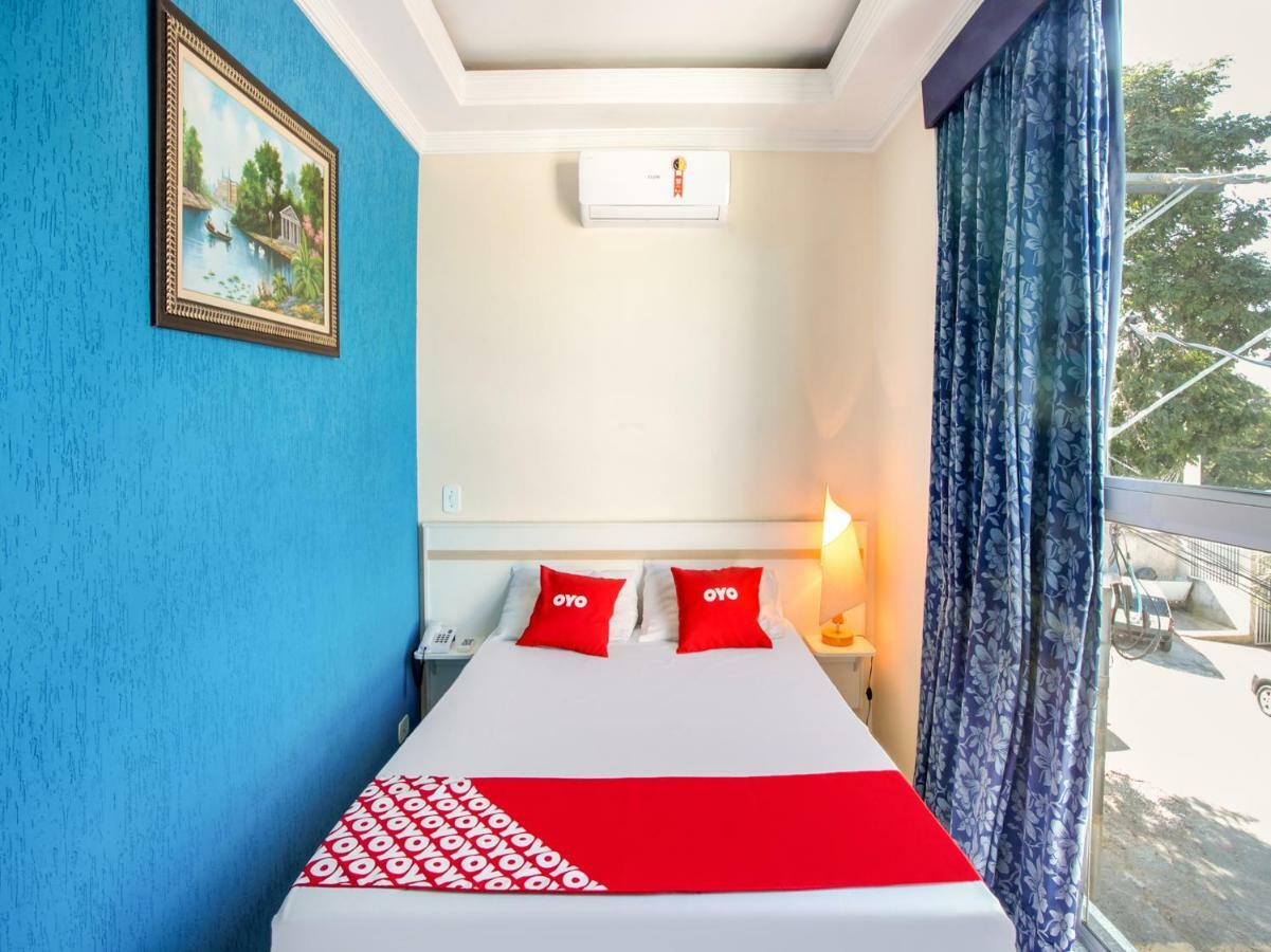 Oyo Hotel Dayse Santana de Parnaíba Esterno foto