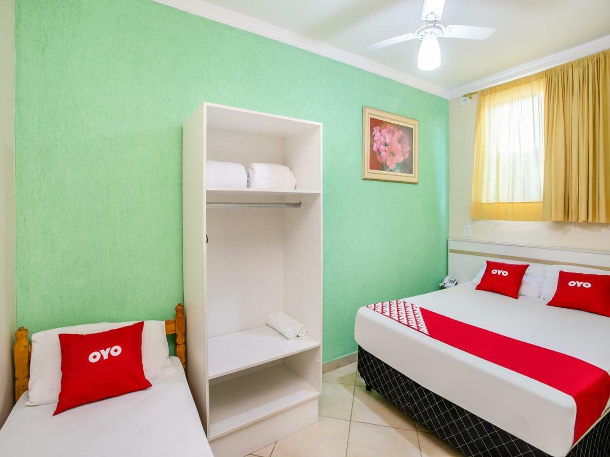 Oyo Hotel Dayse Santana de Parnaíba Esterno foto