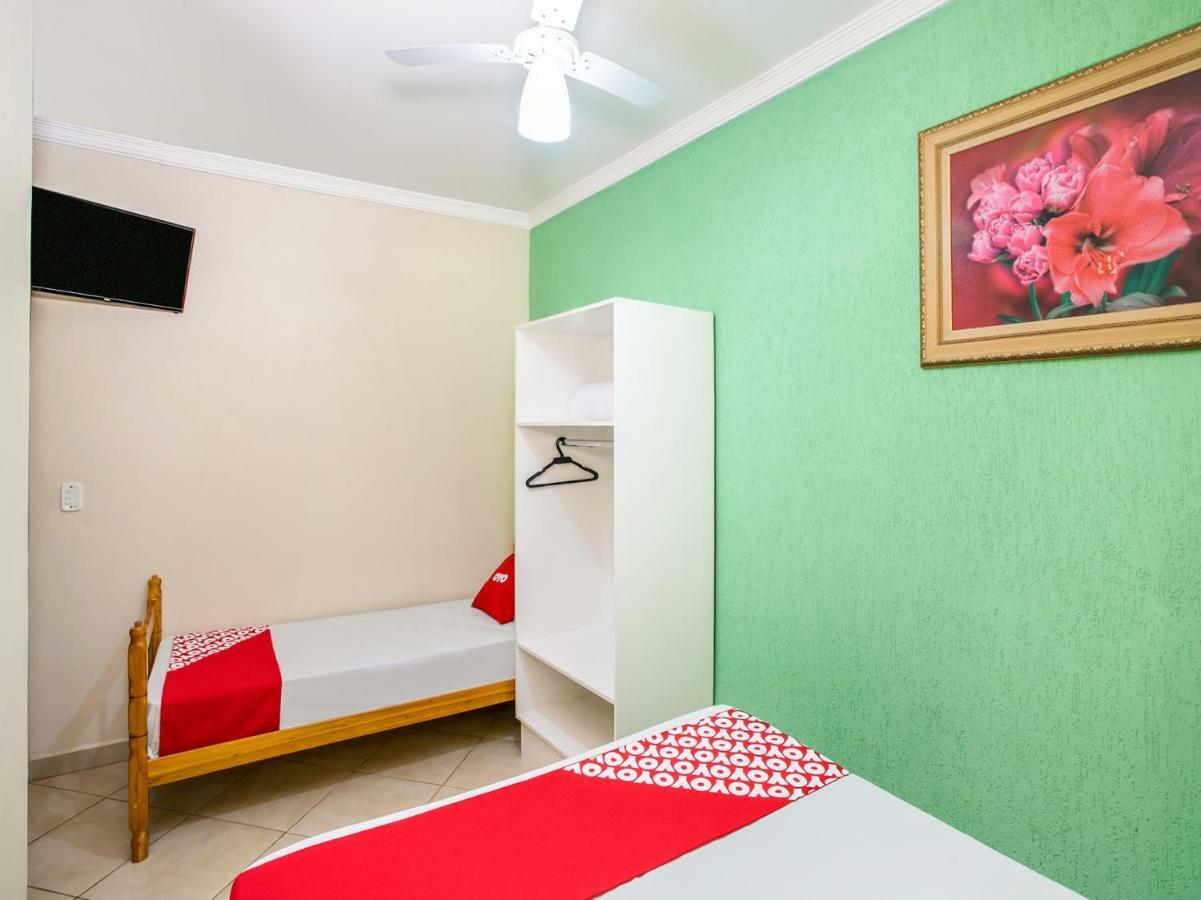 Oyo Hotel Dayse Santana de Parnaíba Esterno foto